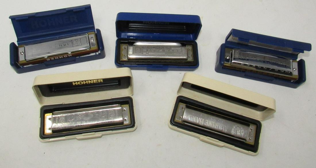 Hohner Harmonicas Blues Harp Marine Band: Getting all 5 pictured.