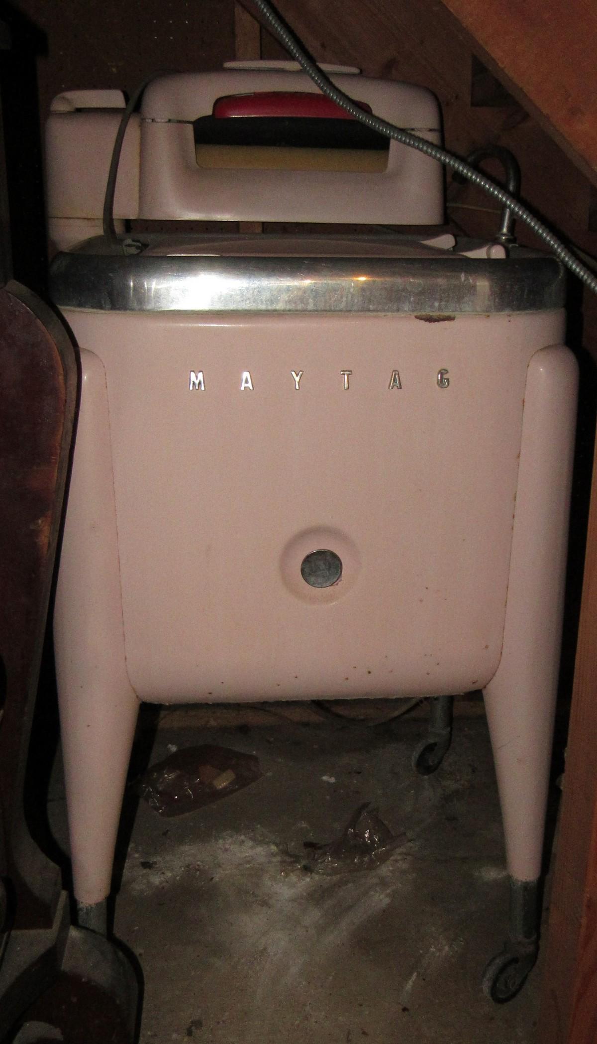 Vintage Pink Maytag Washer: Washer