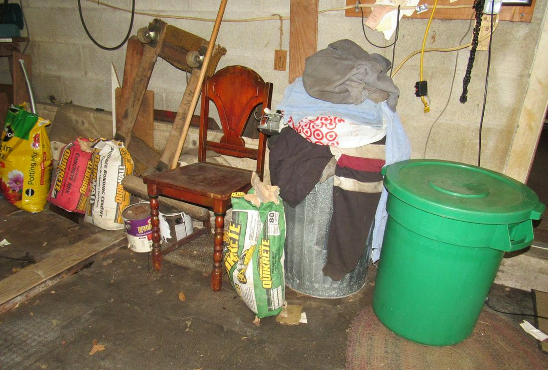Wall Contents 2 Bay Sink Dolly Radio: Lot includes everything pictured along wall and on wall ( except thermometer and brass tag , lot 377). Take what you want