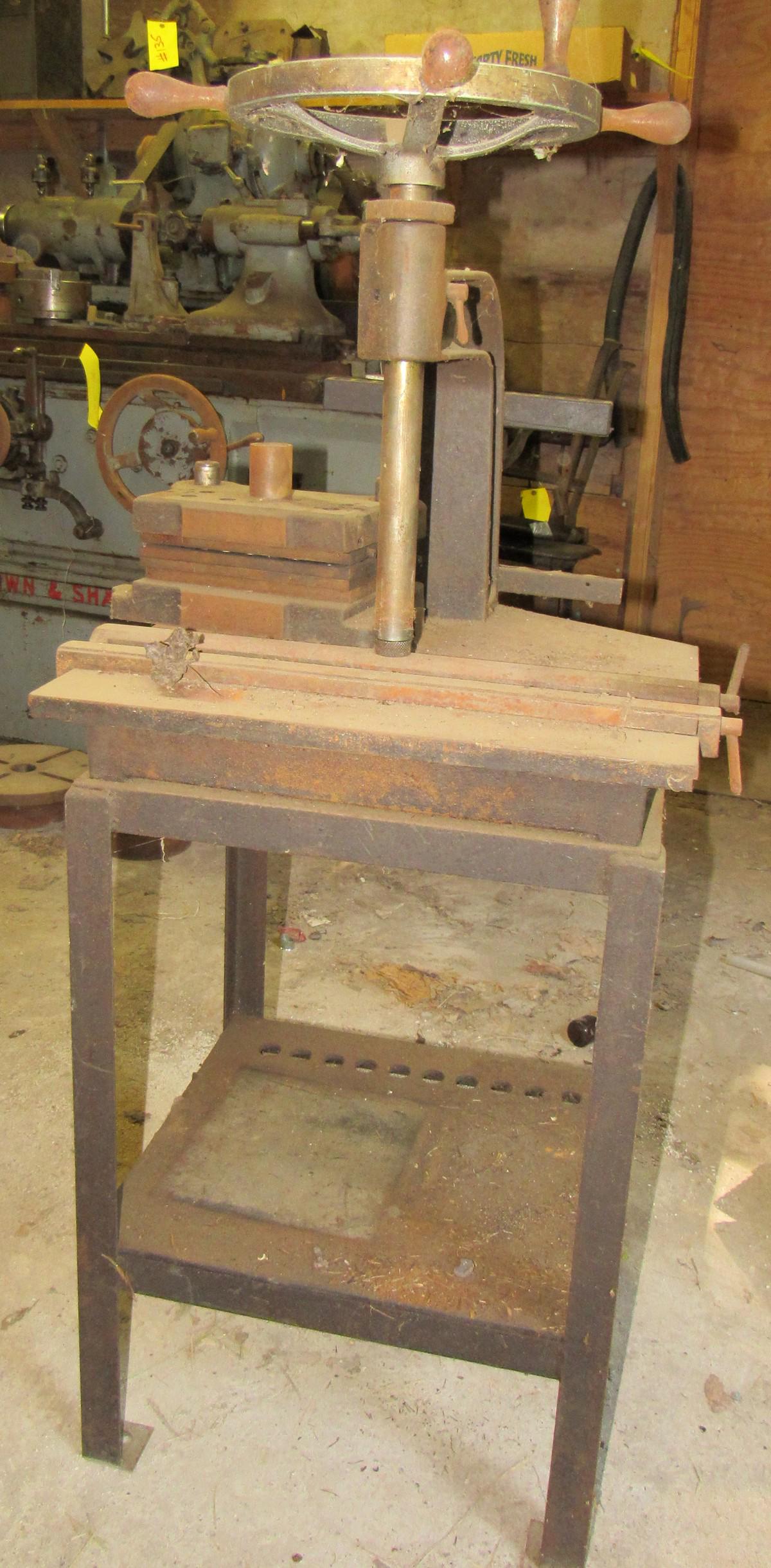 Lassy Tool Hand Tapper Model 12: Hand Tapper
