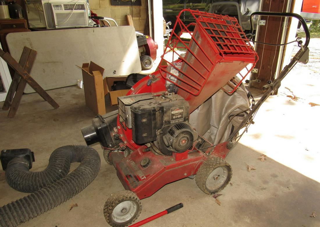 Troy Bilt Chipper Vac Electric Start w/ 8hp Briggs and: Comes with all pictured
