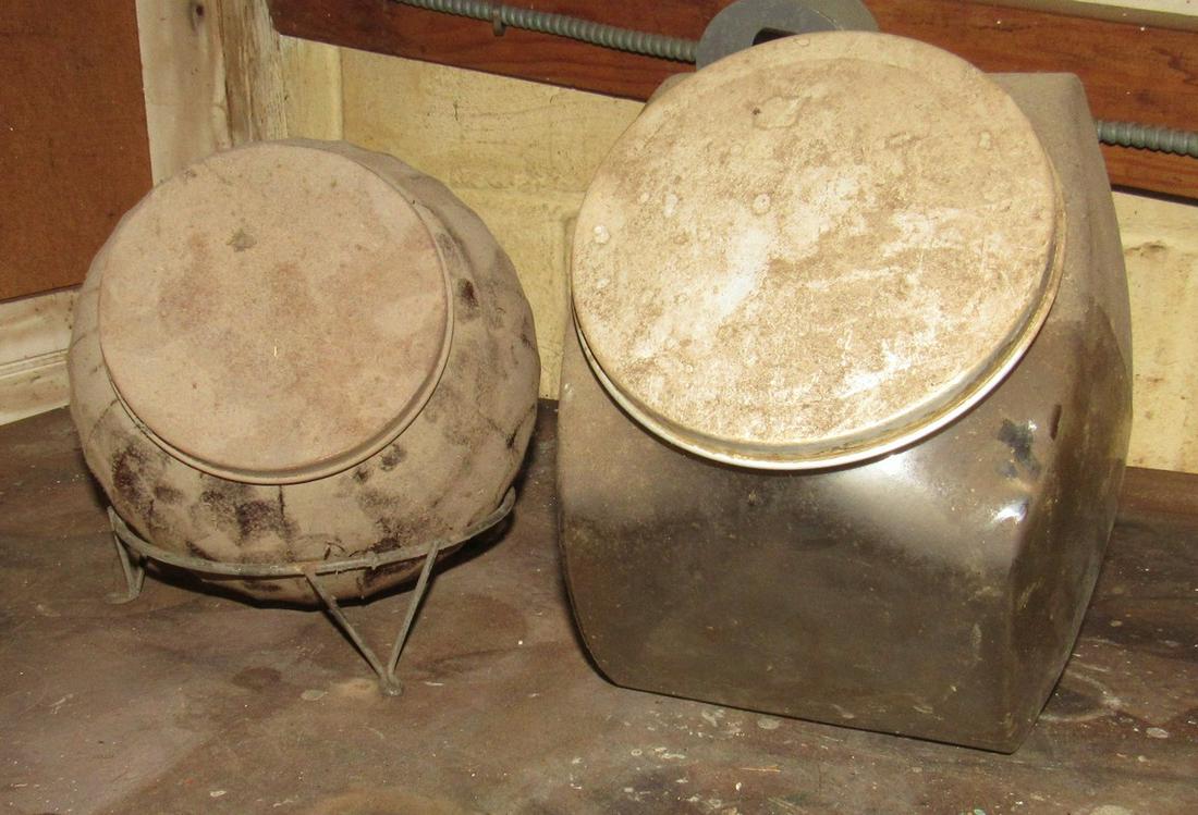 2 Vintage Candy Jars: Large one is approx 10" tall