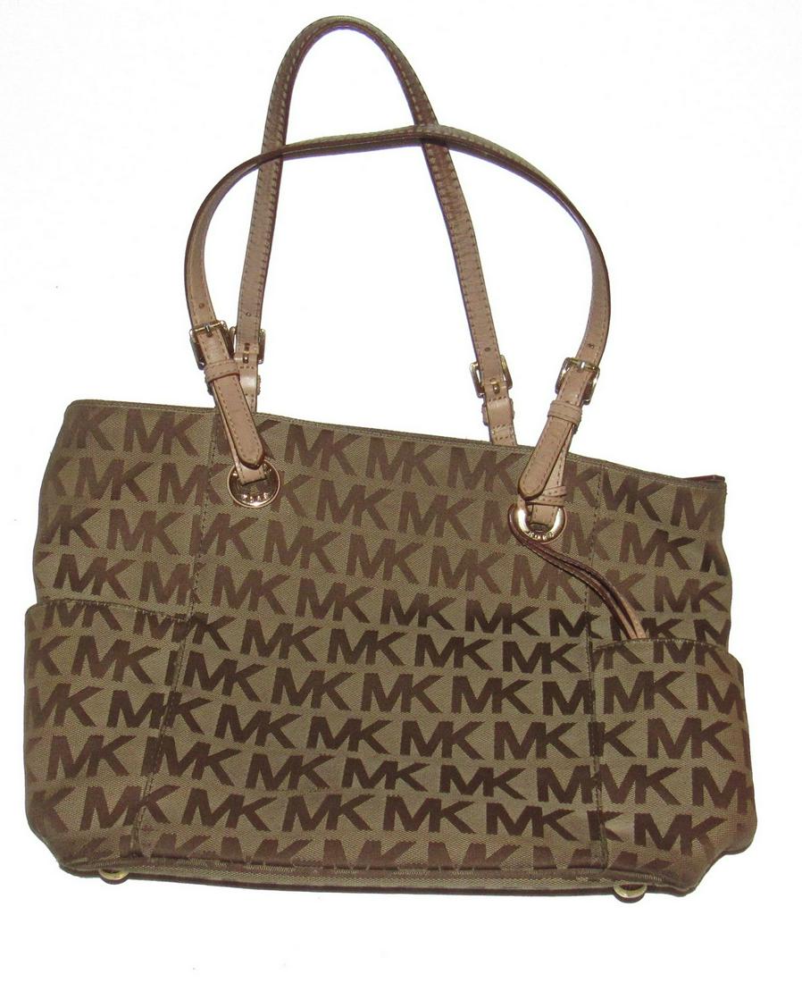 Michael Kors Purse: Authenticity is not guaranteed