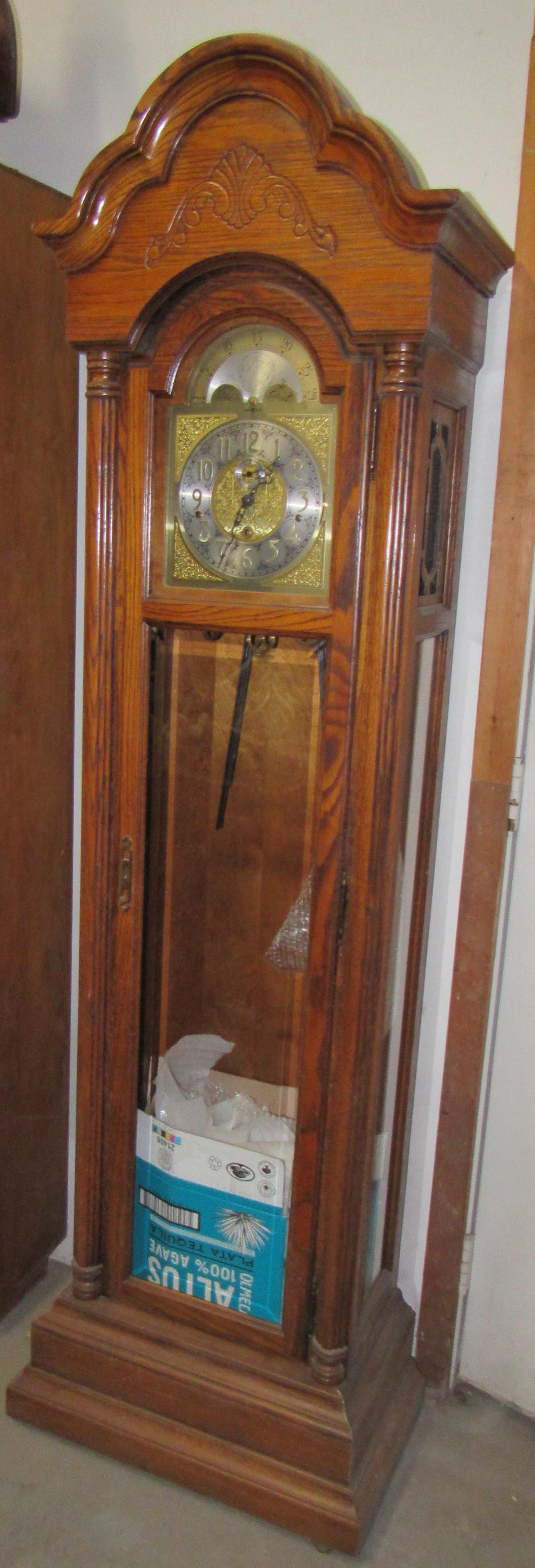 Howard Miller Grandfather Clock: Approx 78 1/4" tall