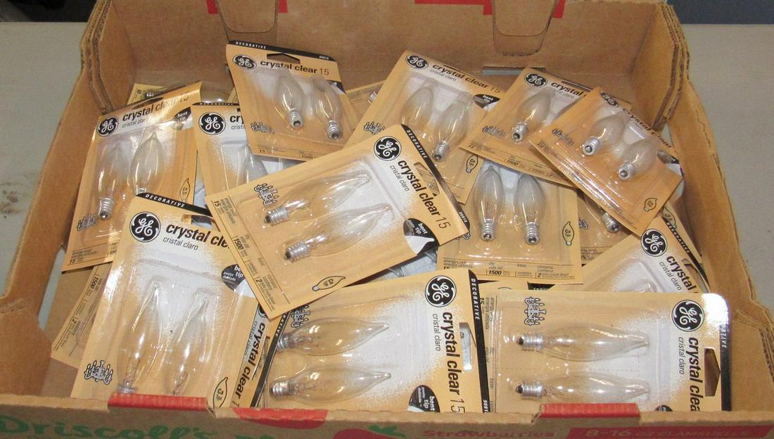20 Packs Crystal Clear GE 15 watt Bent Tip Light Bulbs: Getting all pictured