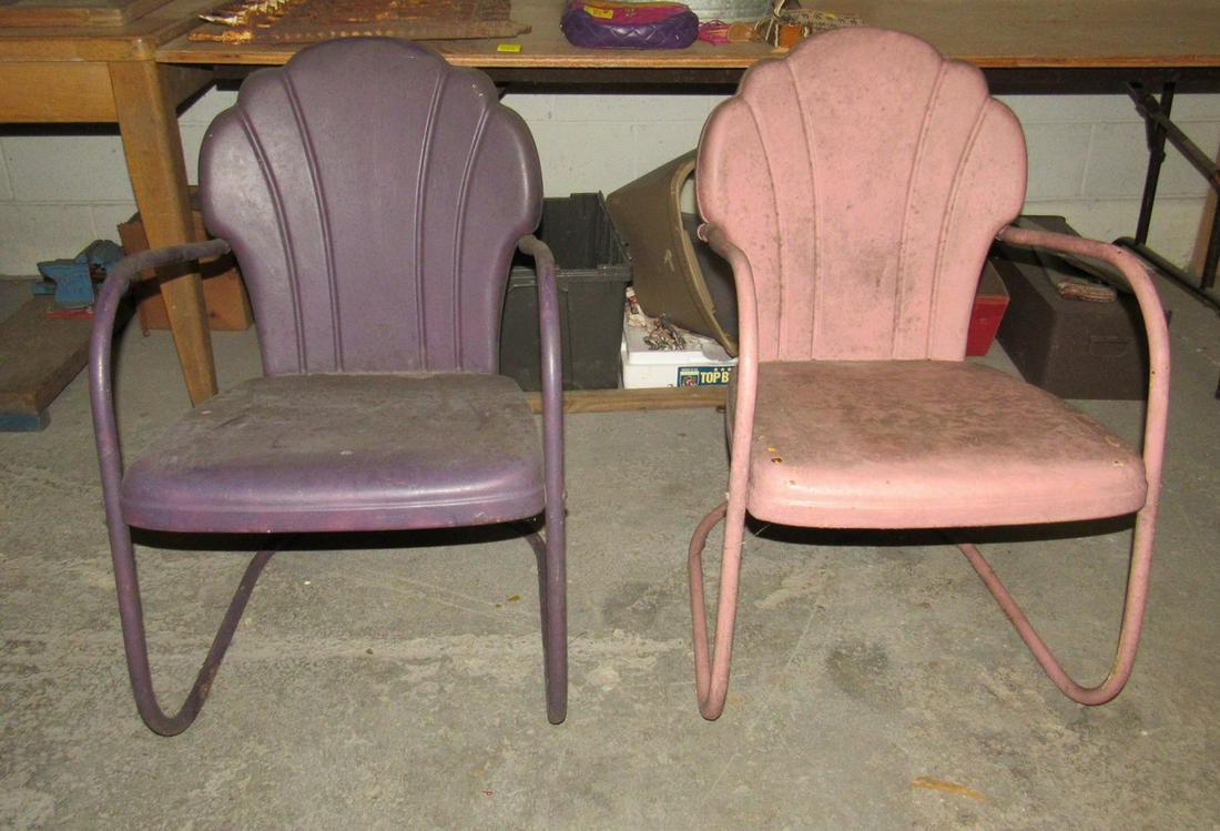 2 Vintage Metal Porch Chairs: 2 chairs