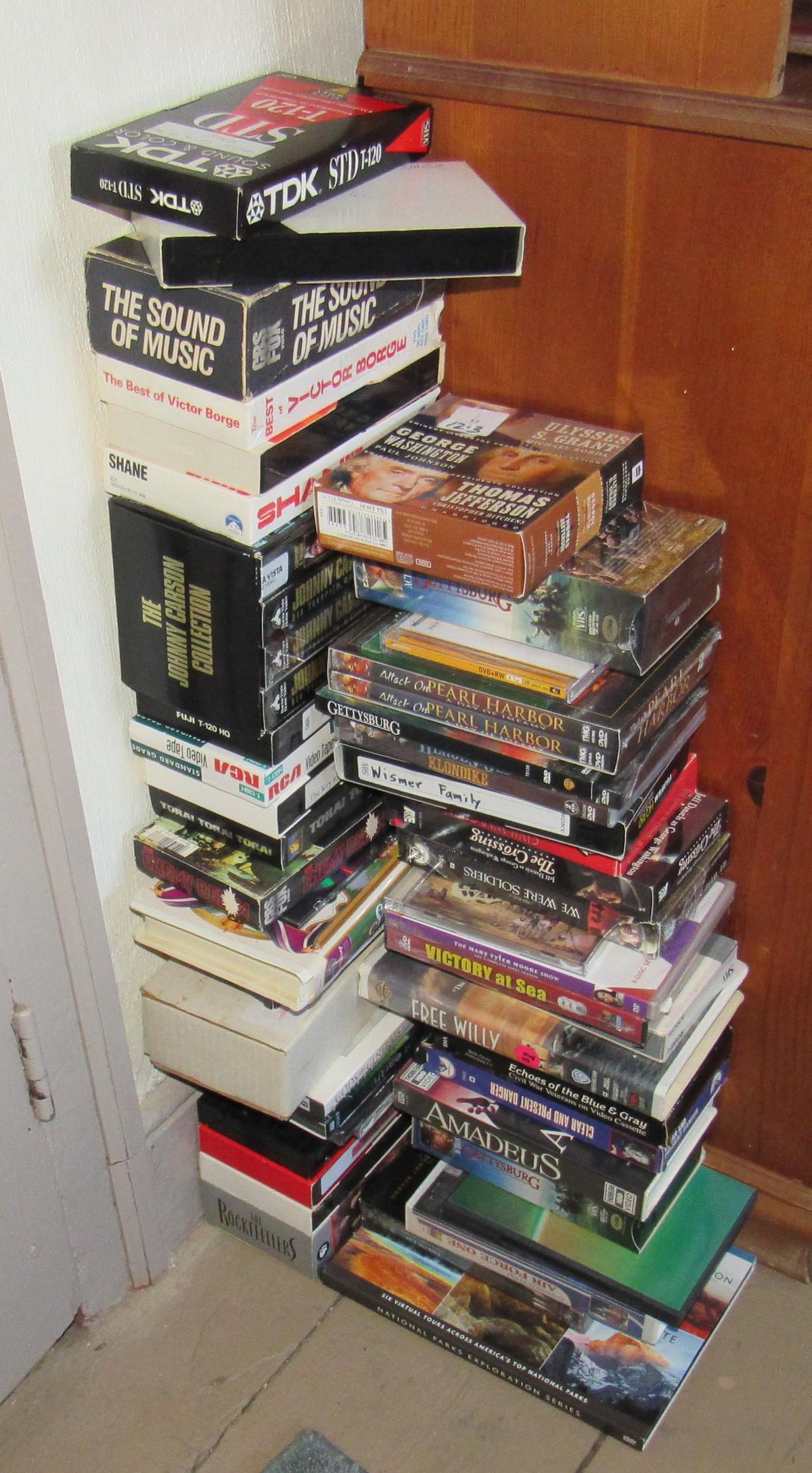 Misc. VHS Tapes & DVDs: Getting all pictured