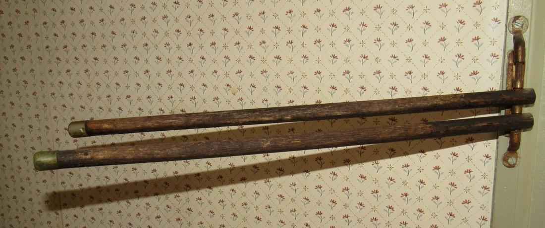 Towel holder: Approx. 14" long. Buyer must safely remove from wall.