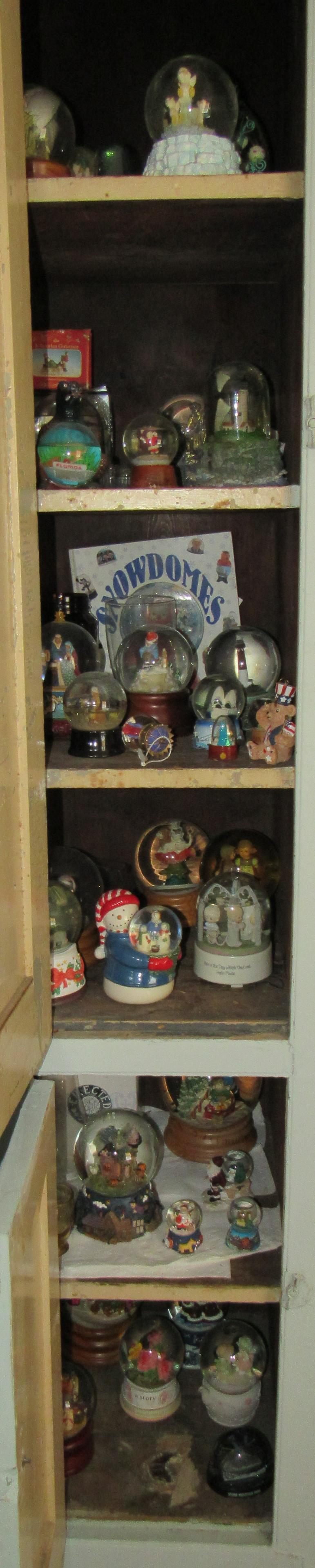 3 Dozen Misc. Snowglobes: Getting all pictured