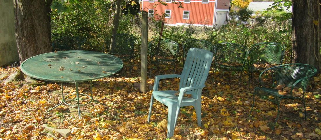 Metal Patio Table 8 Chairs: Lot includes all pictured. Take what you want, leave what you don't.
