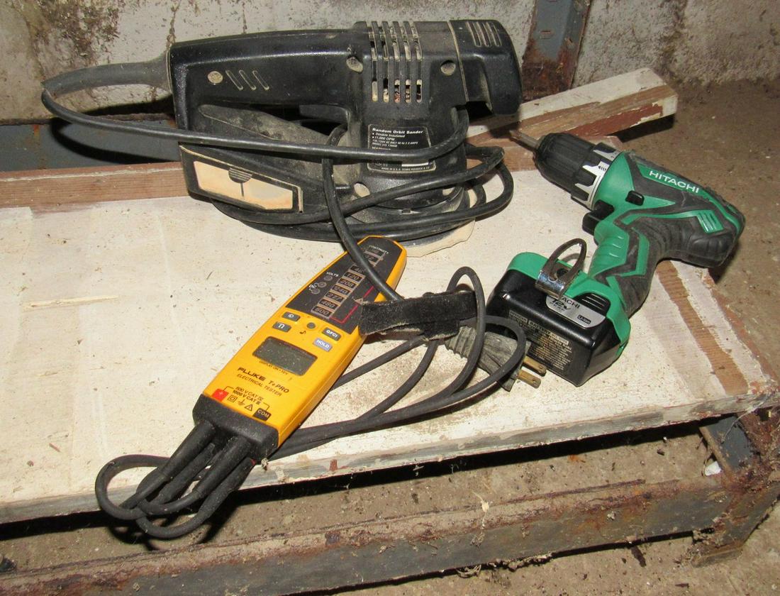 Hitachi Cordless Drill Craftsman Sander & Fluke Tester: Getting all 3 pictured.