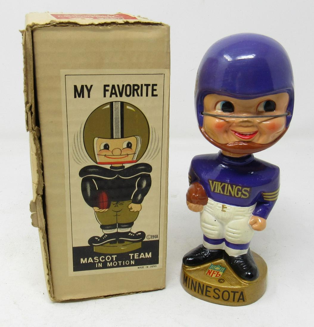 Minnesota Vikings My Favorite Mascot Bobble Head Doll: Approx 7 1/4" tall