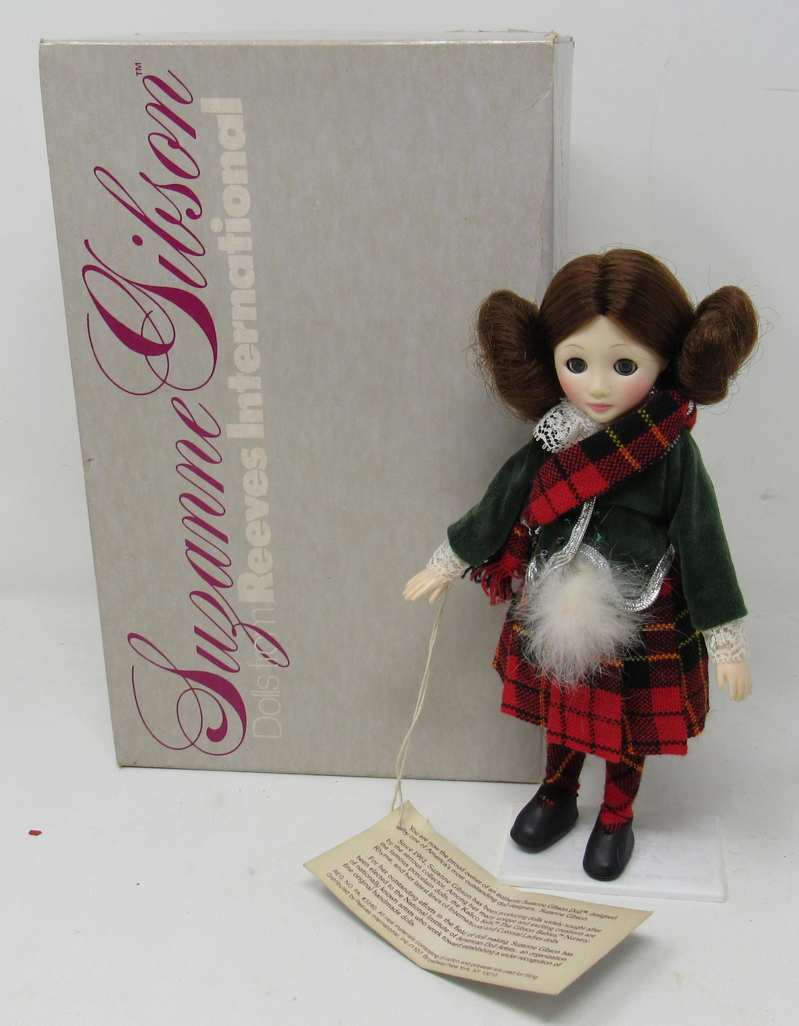Suzanne Gibson Scotland Doll: Apprx 8 1/2"