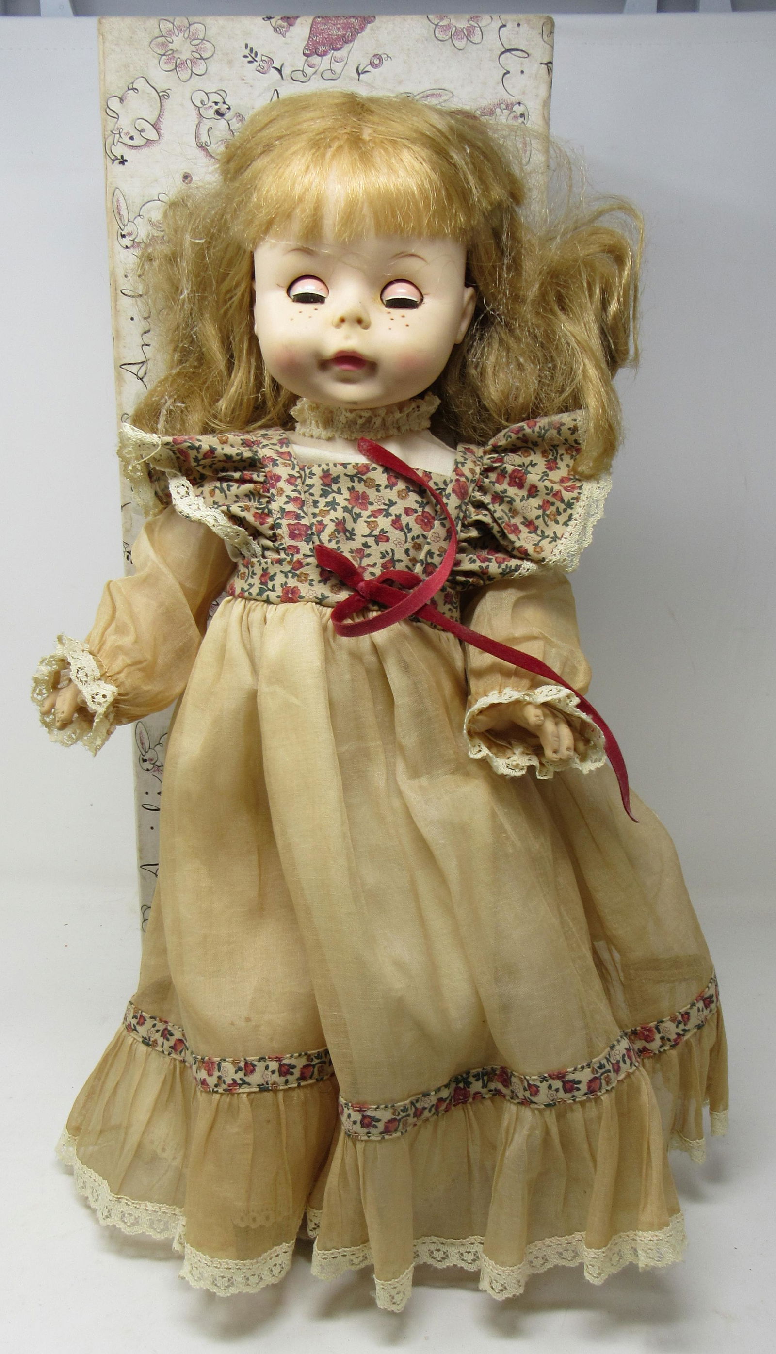 Effanbee Plastic Doll: Approx 18"