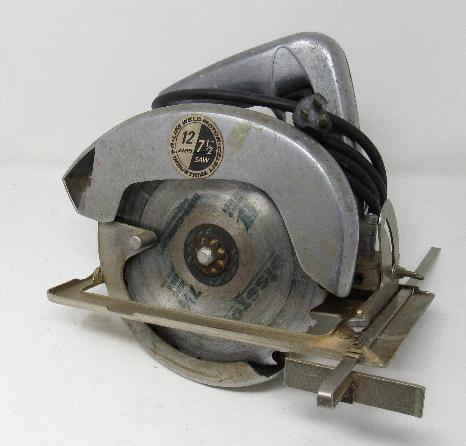 Vintage Sentry Saw: Saw