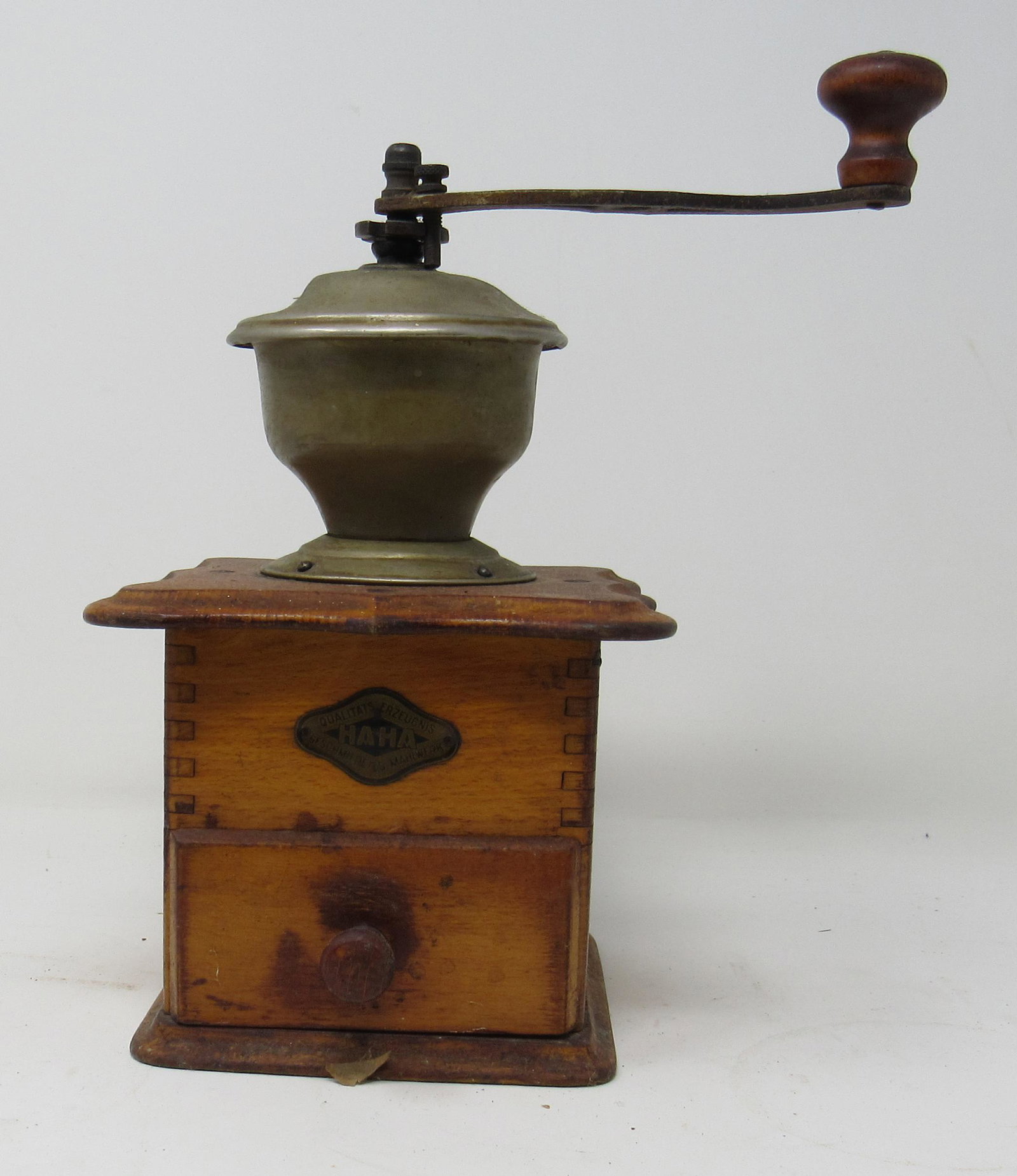HAHA Laptop Coffee Grinder: Approx 10 3/4" tall