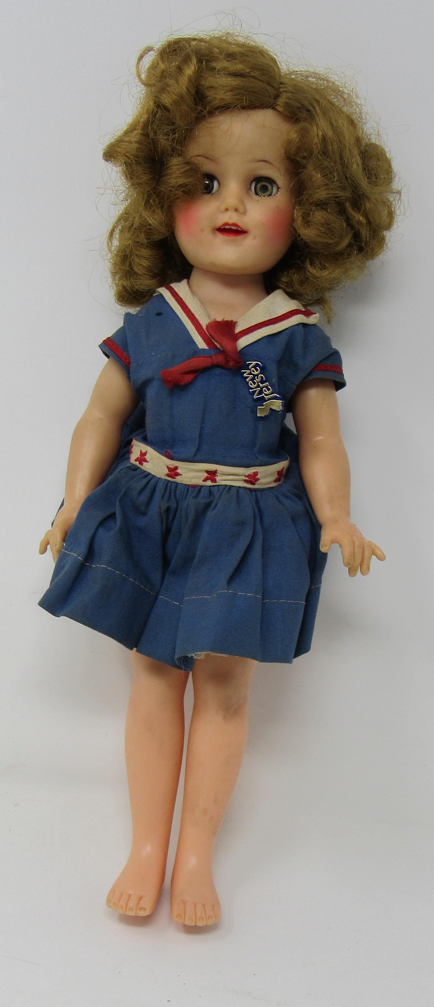 Ideal 15" Shirley Temple Doll: Approx 15" tall