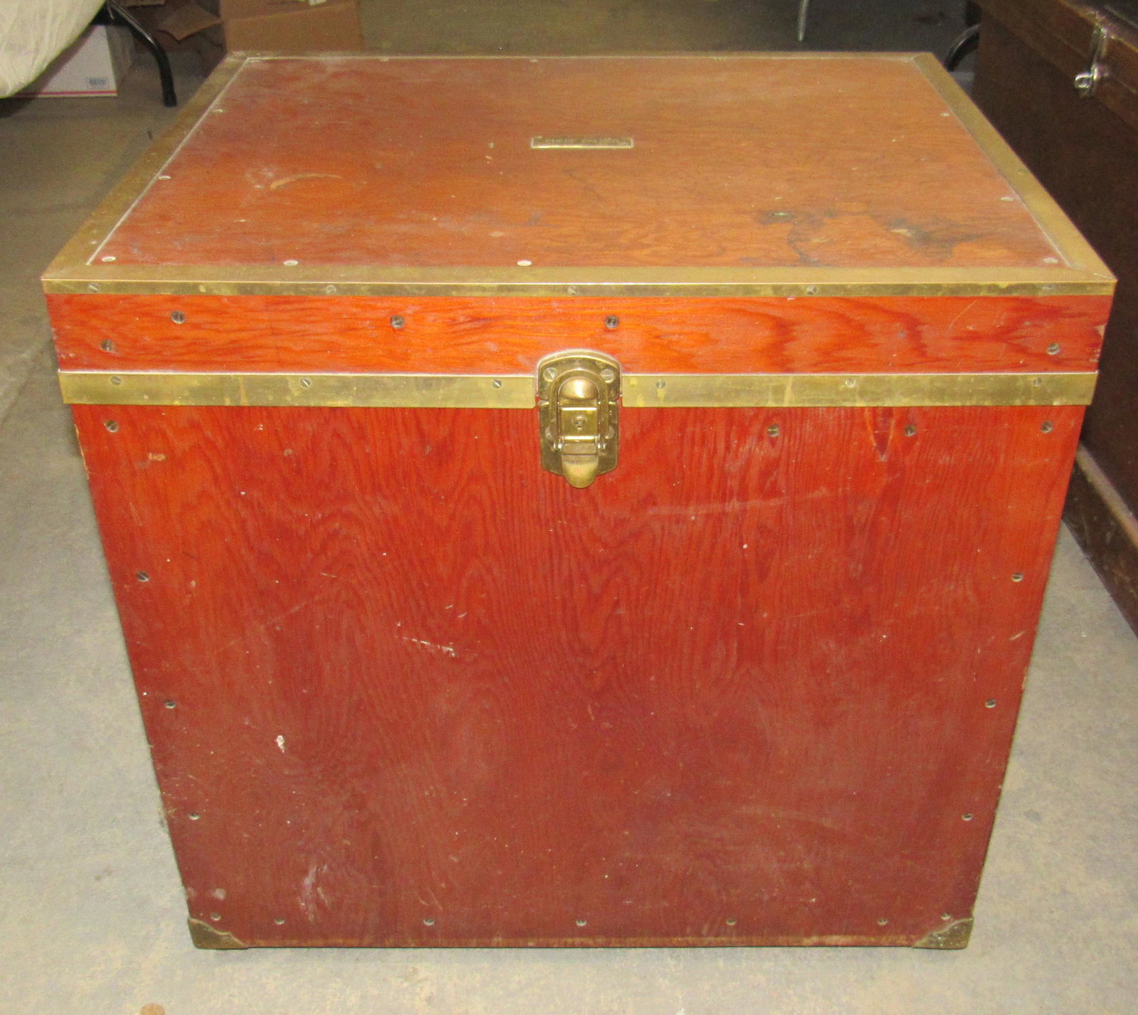 Tack Trunk: Apprx 21" x 26" x 25 1/2" tall.
