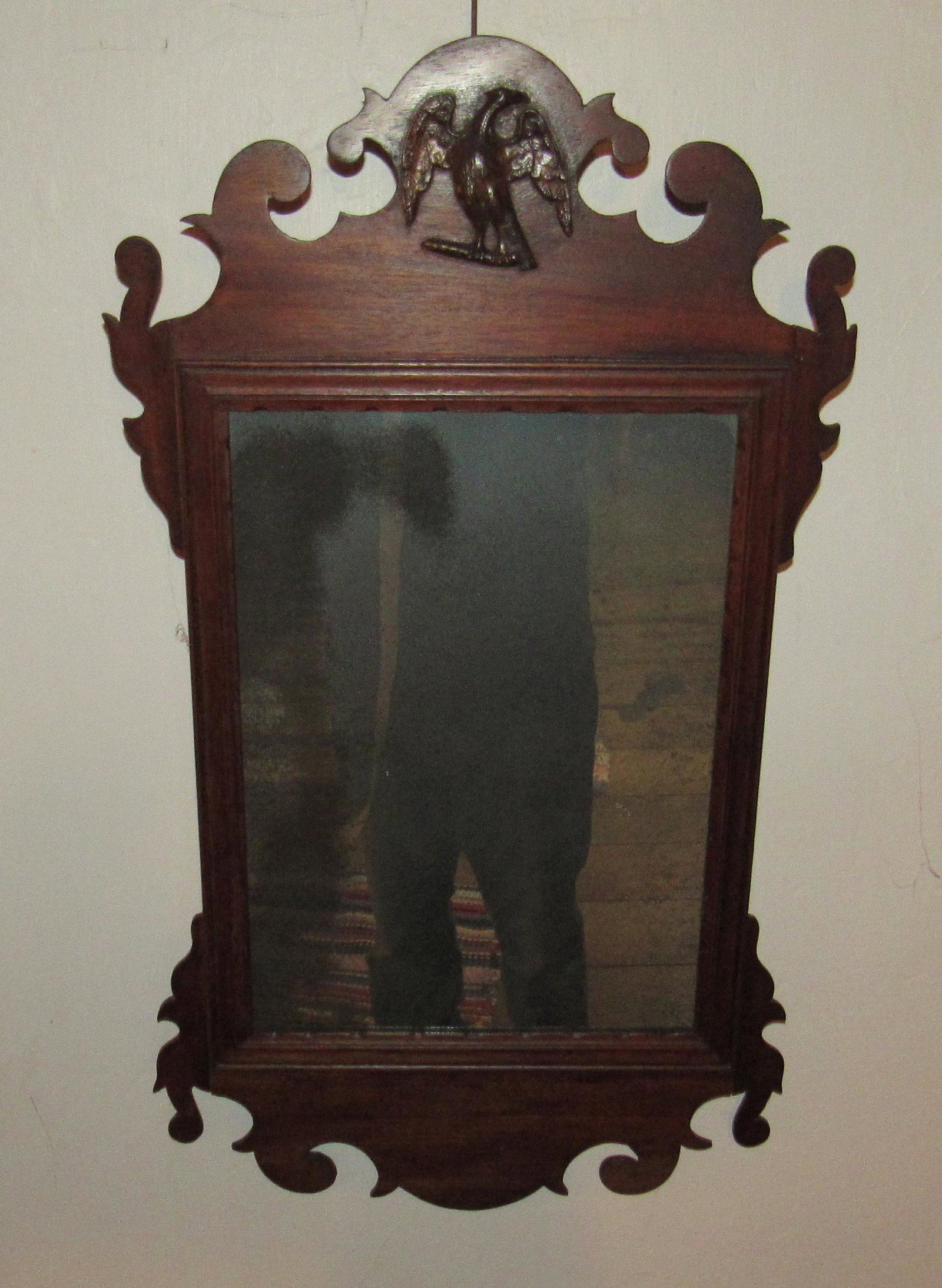 Antique Chippendale Style Mirror w/ Eagle: Approx 13 3/4" x 25"