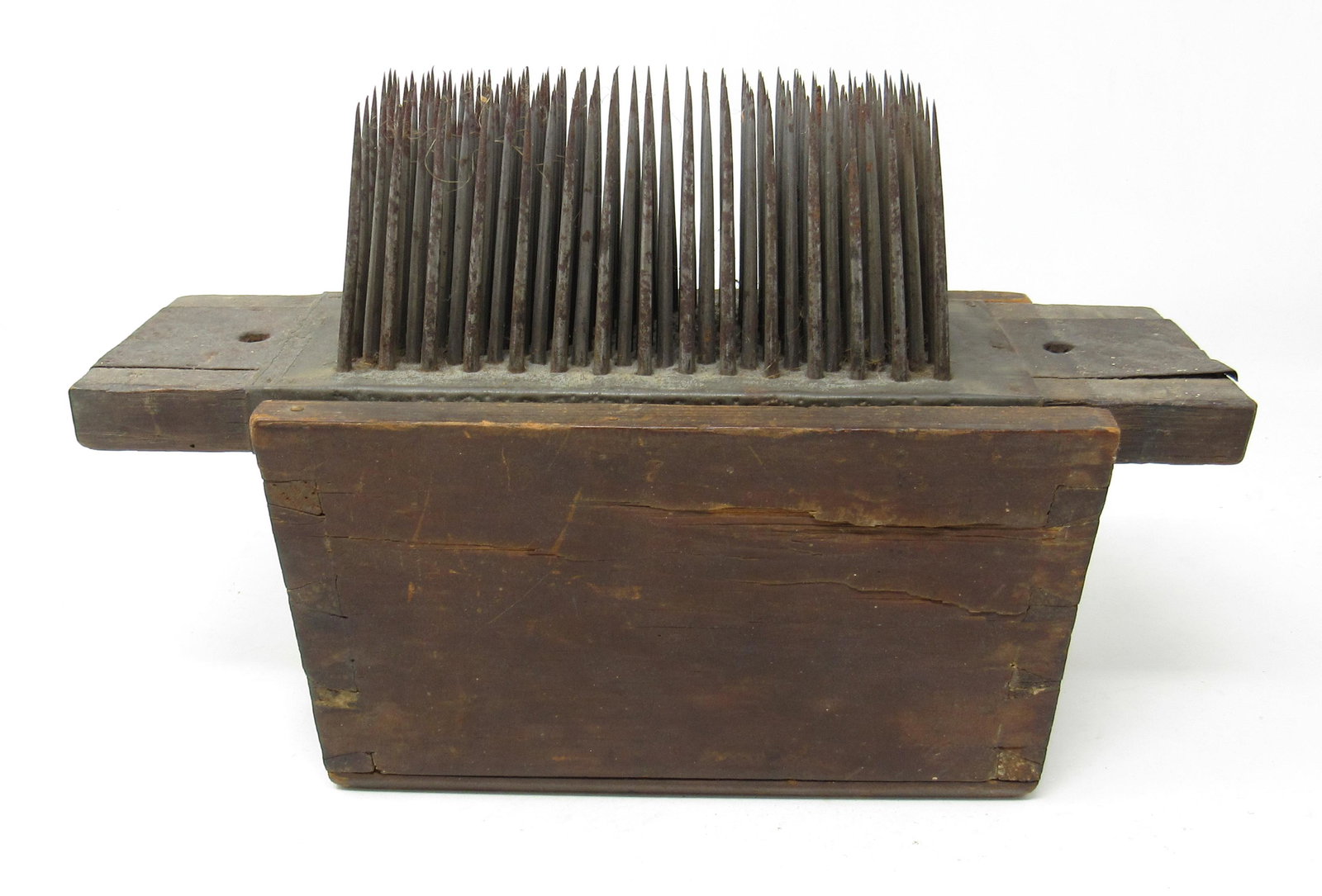 Flax Comb: Apprx 4 1/2" x 12 1/4" x 8" tall
