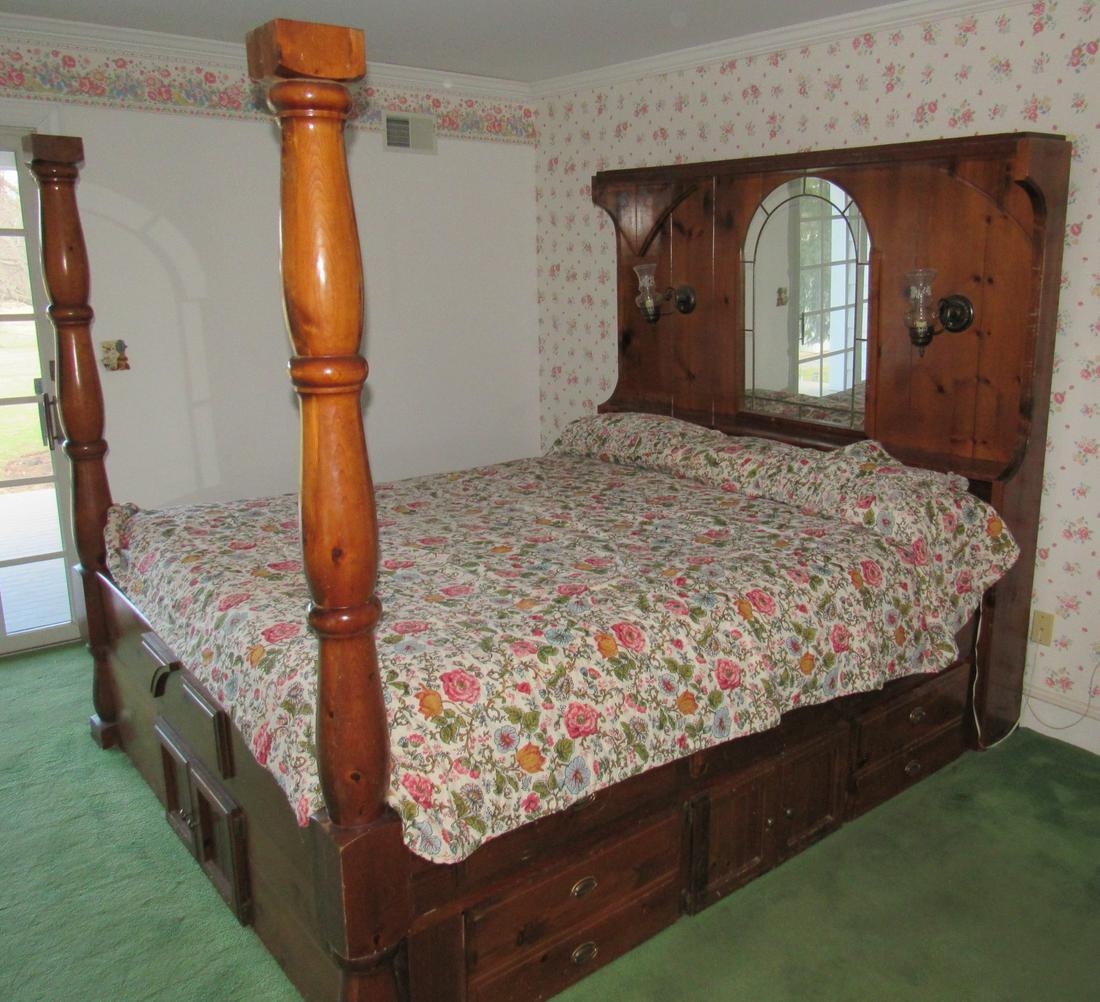 Pine Bed: Approx 78" x 96" x 76" tall.
