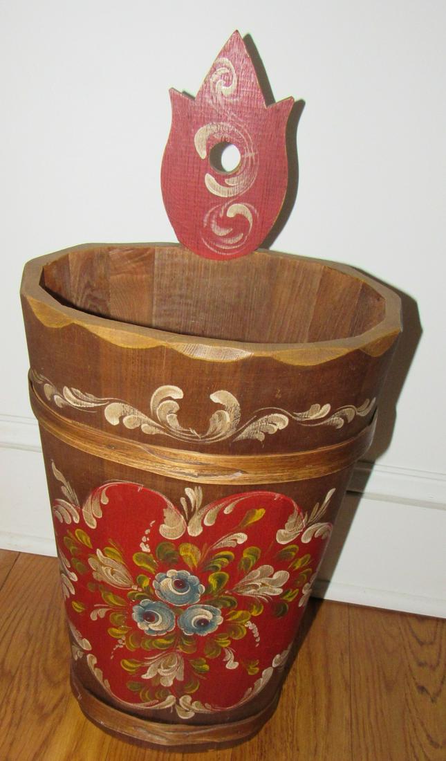 Umbrella Holder: Approx 24" tall