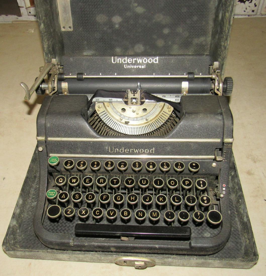 Underwood Universal Typewriter: Typewriter