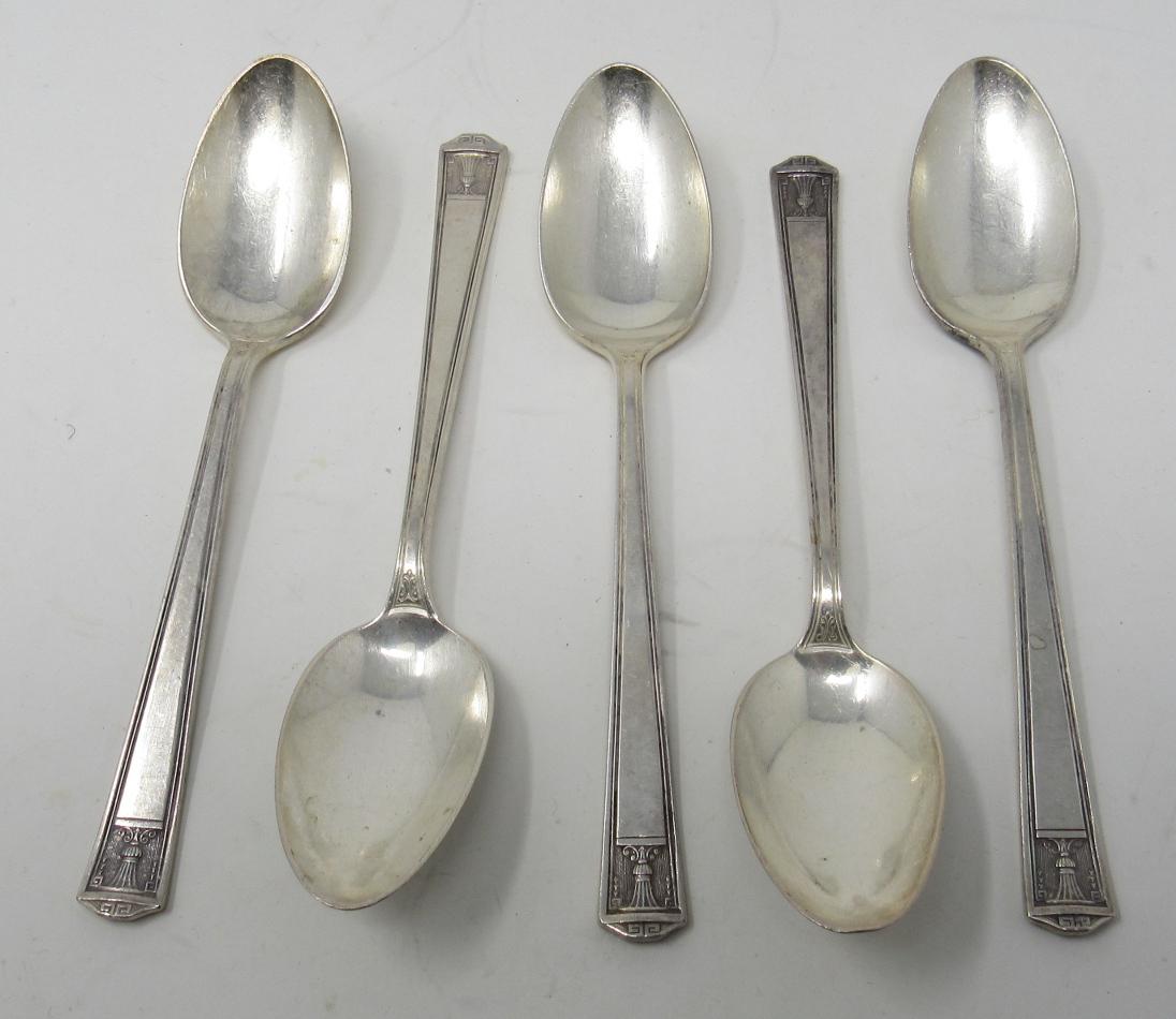 Holmes and Edwards Silver Inlaid Spoons 145 grams: Approx 145 grams and 6" long