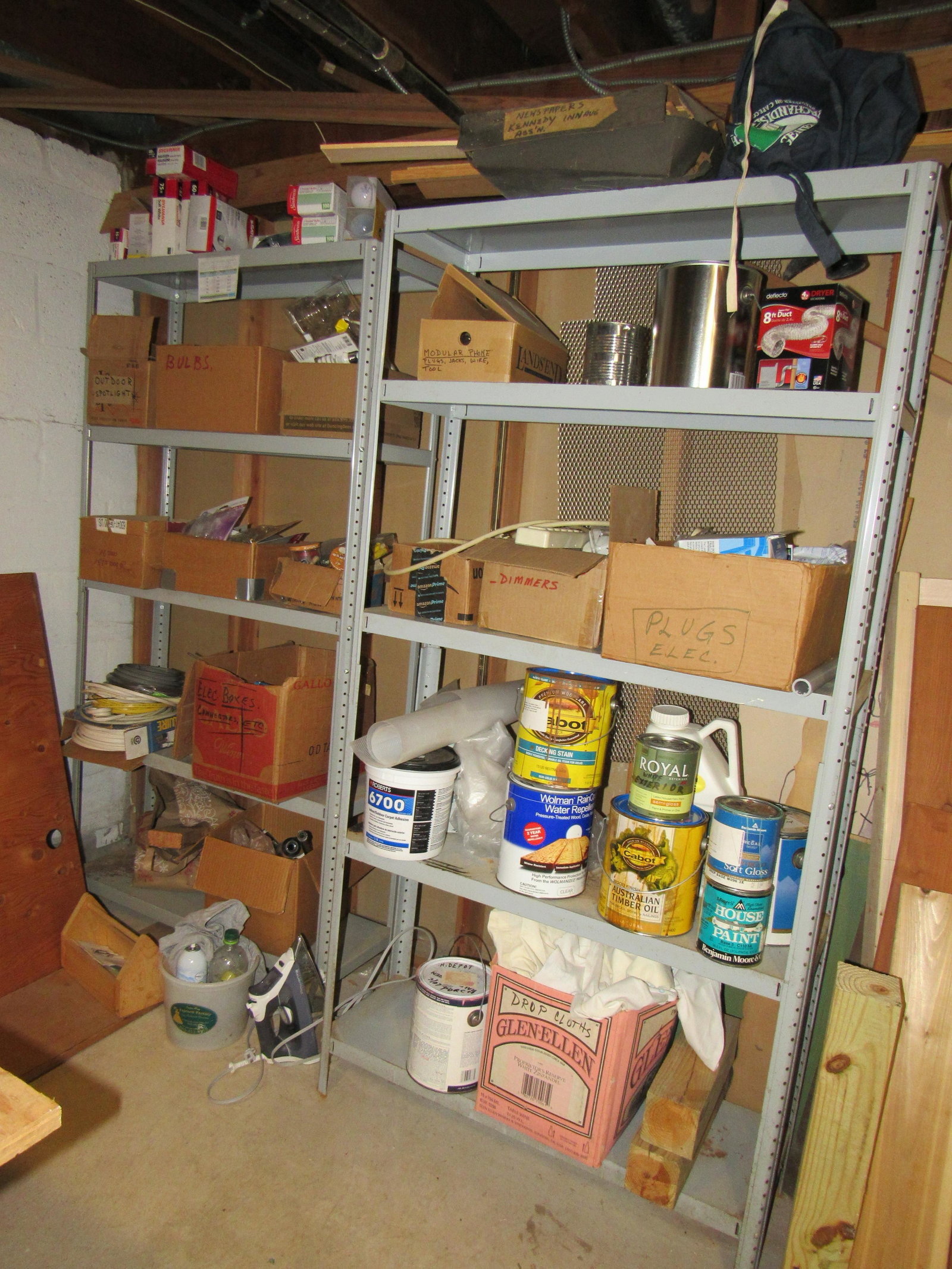 4 Shelves: This lot is the shelves only . NOT THE CONTENTS. MUST PICK UP AFTER NOON ! No exceptions !