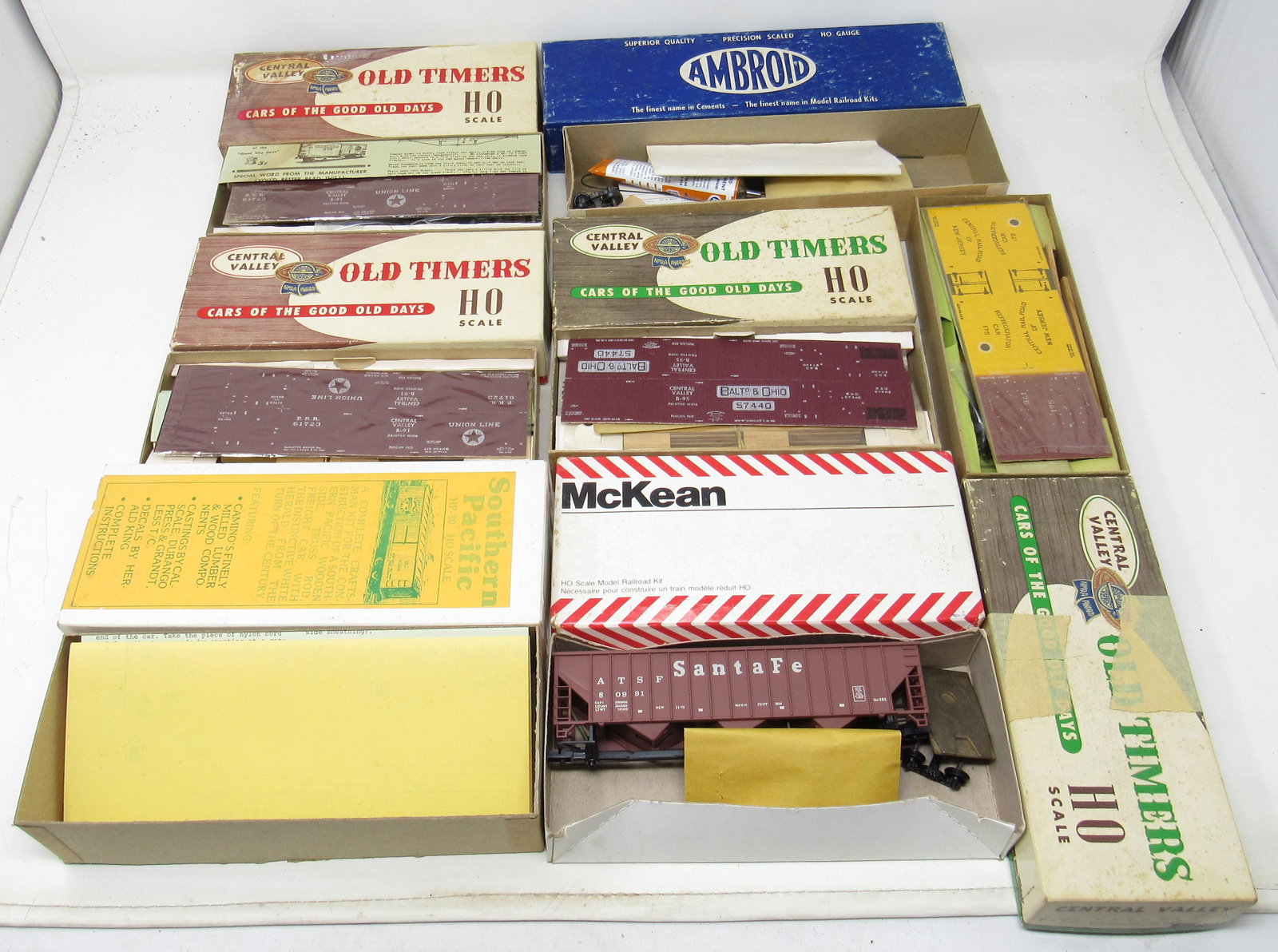 HO Scale Model Kits Central Valley Old Timers: Getting all pictured