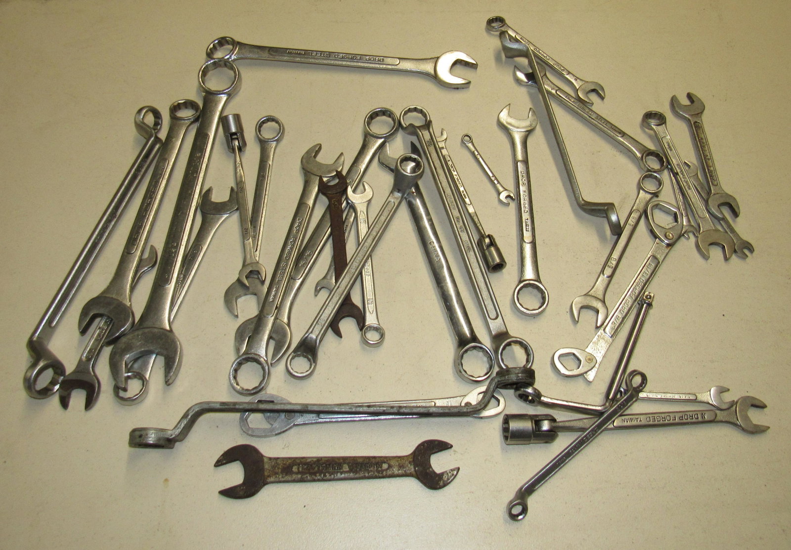 Misc Lot of Taiwan Wrenches: Getting all pictured
