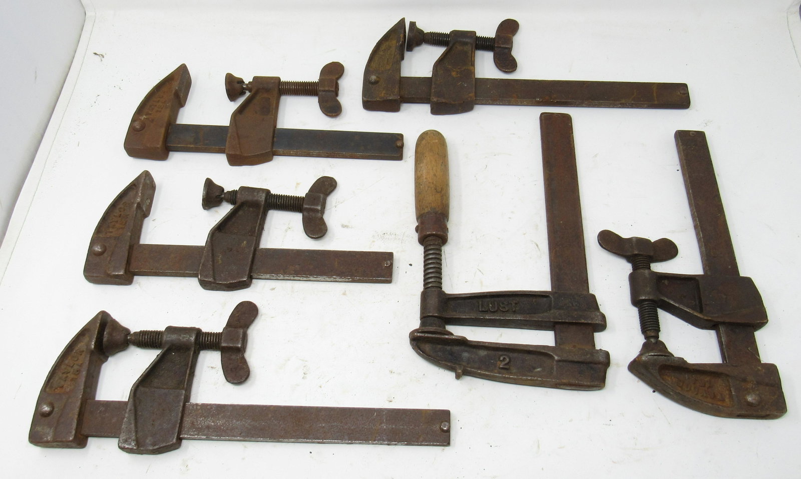 Taylor 15a and Lust Clamps: Getting all pictured