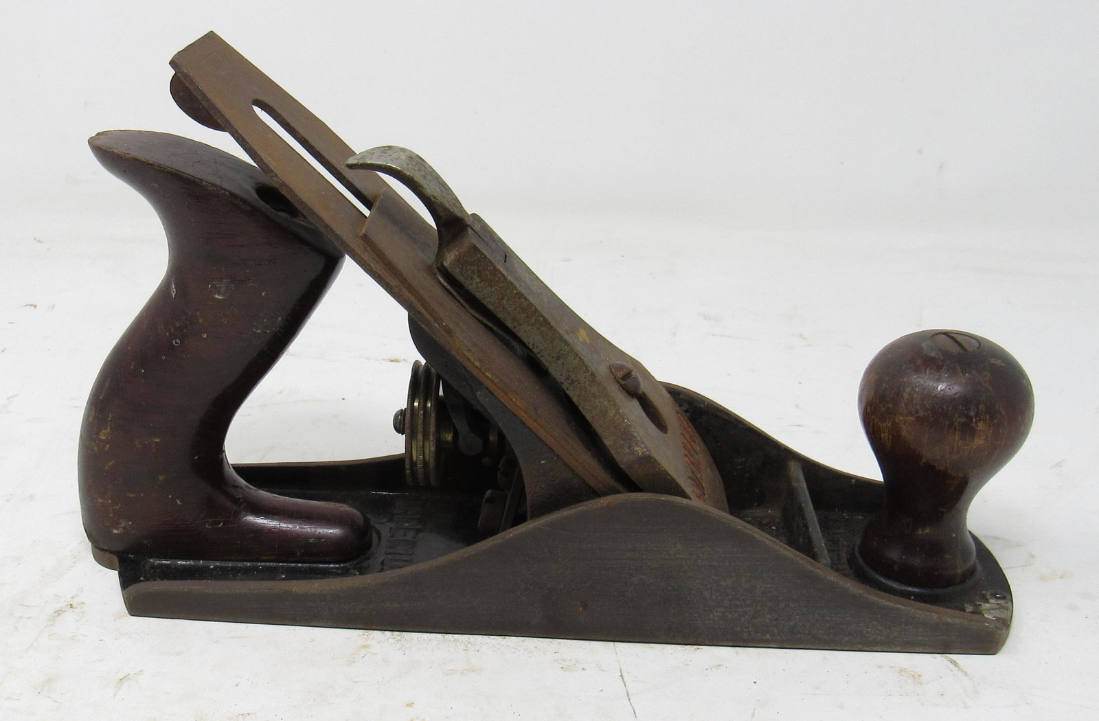 Stanley Bailey No. 4 Plane w/ Corrugated Sole: Approx 2 1/2" x 9 3/8"