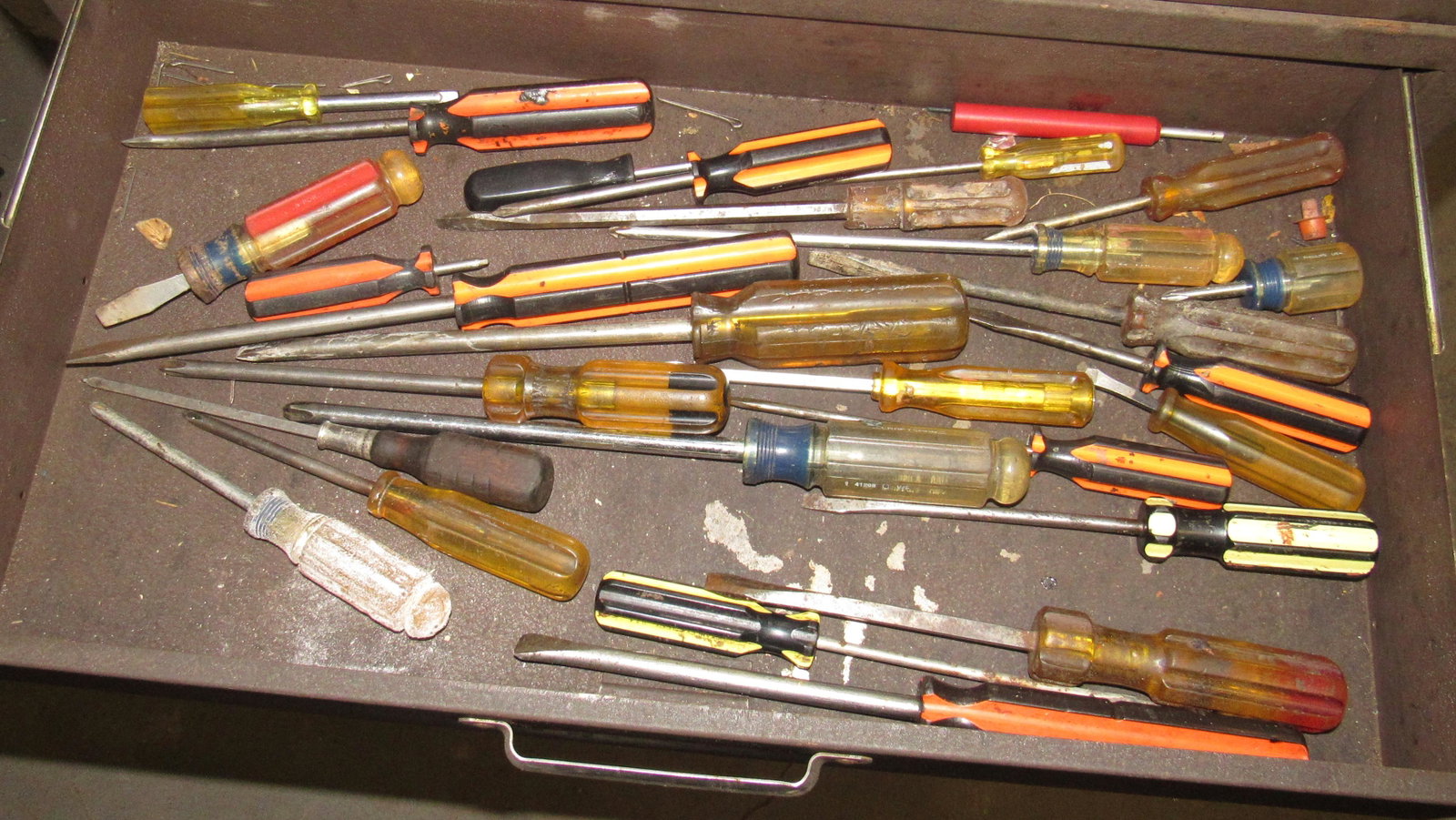 Screwdrivers including Snap On: One snap on in the bunch