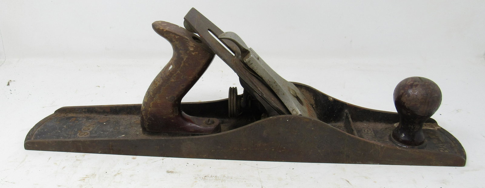 Stanley Bailey No. 6 Plane w/ Corrugated bottom: Approx 3" x 18"
