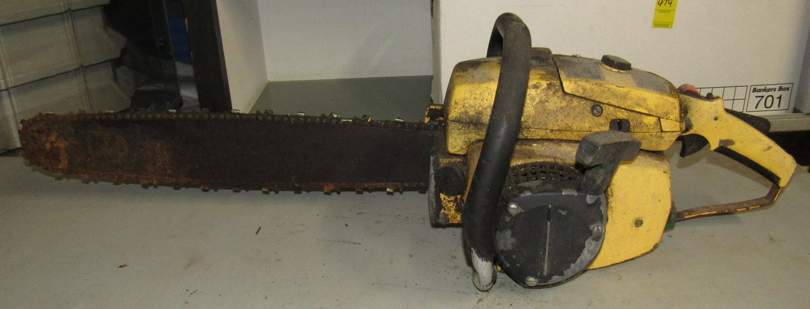 Vintage Mcculloch Pro Mac 700 Chainsaw: Approx 19" bar