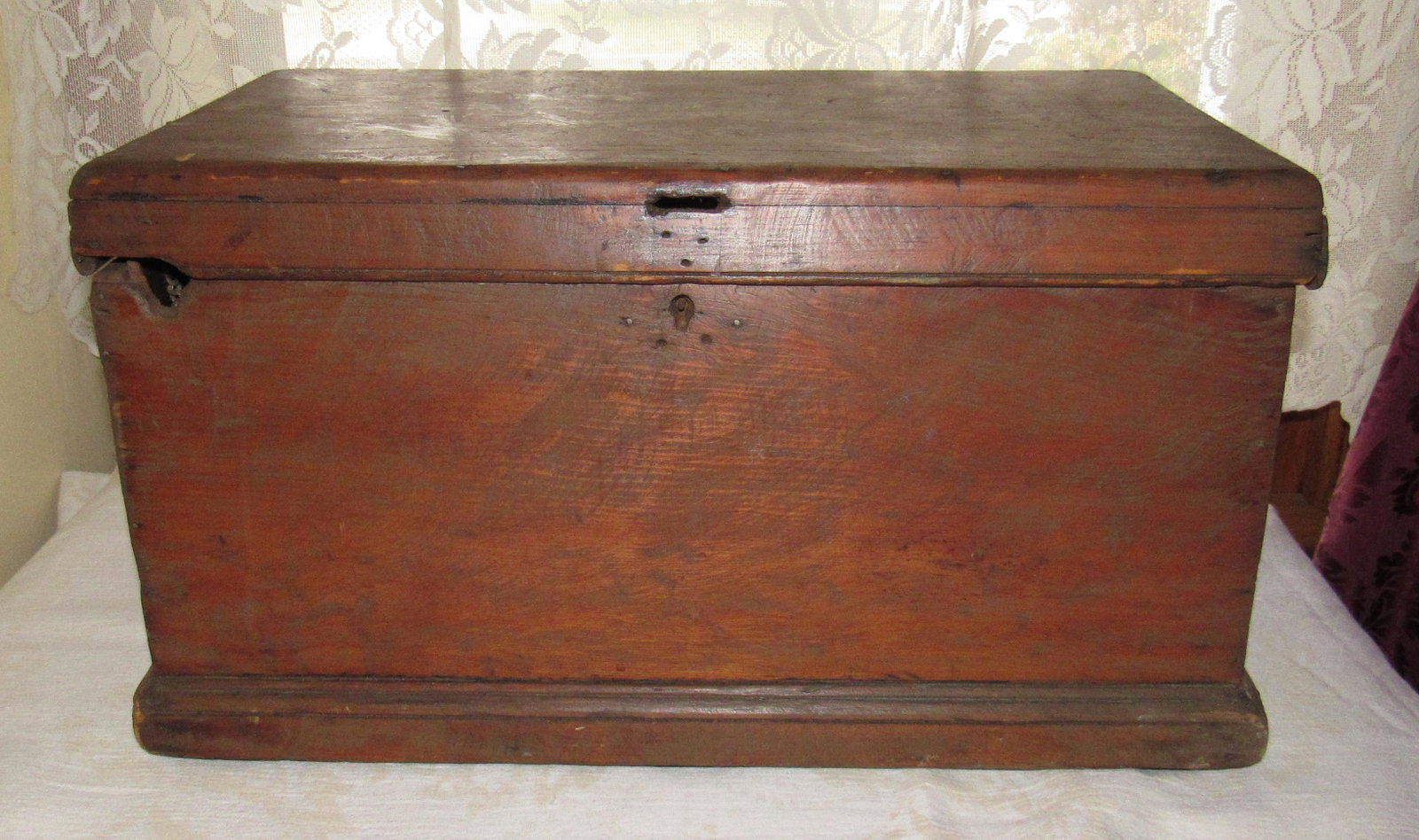 Miniature Tool Chest: Approx 10 1/2" x 19 1/2" x 11" tall