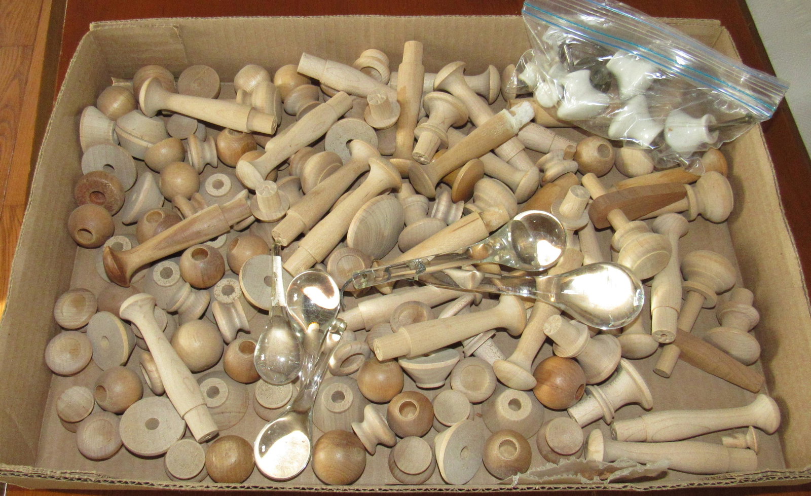 Drawer Pulls Teardrop Prisms: Getting all pictured. The prisms are approx 4 7/8" long