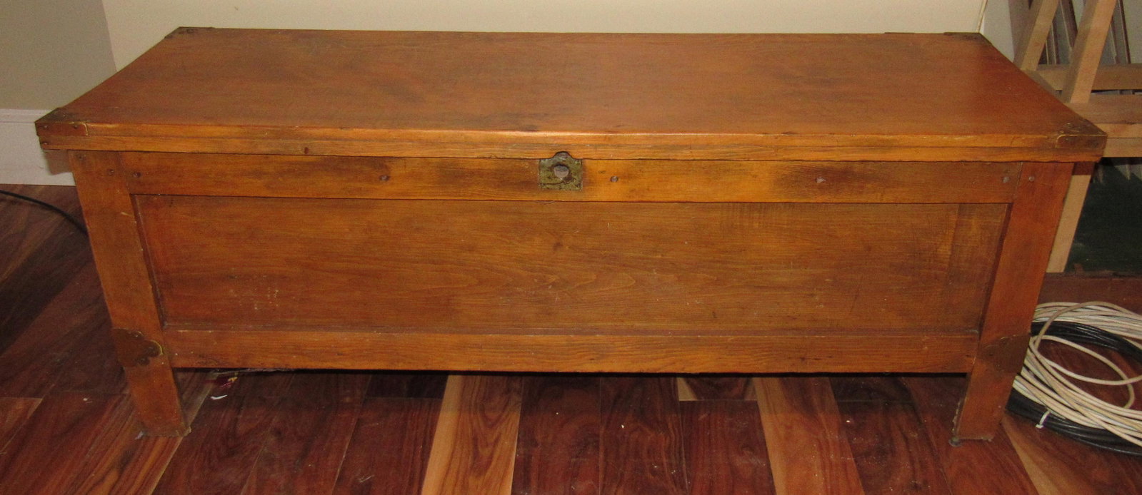 Blanket Chest / Toy Box: Apprx 18" x 51" x 19 1/2" tall.