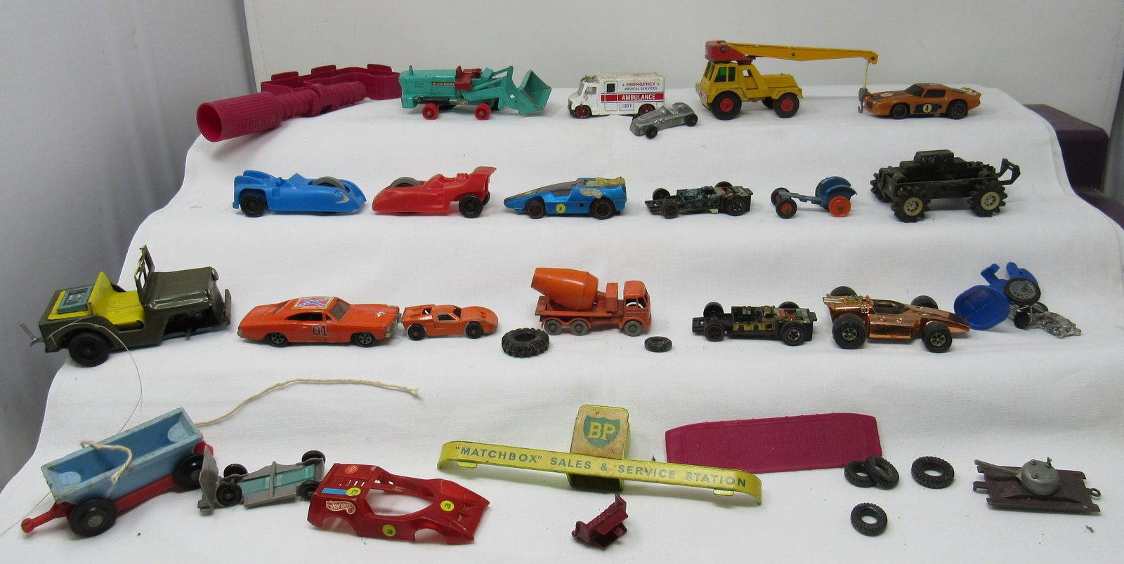 Matchbox Hot Wheel Sizzlers Tonka: Getting all pictured