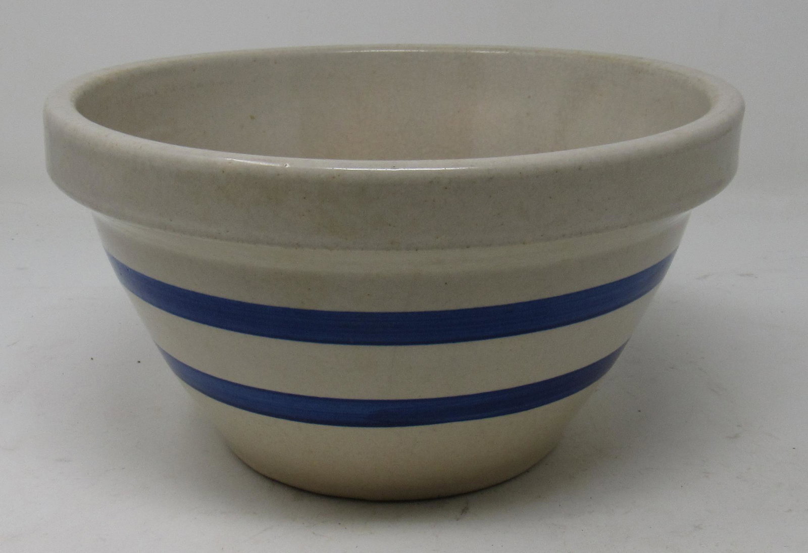 Robinson Ransbottom Mixing Bowl: Apprx 8 1/4" in diameter and 4 1/2" tall