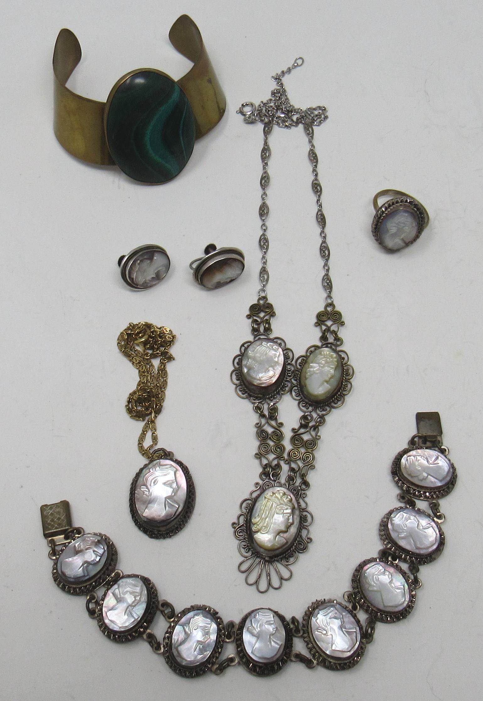 Necklaces Earrings Ring Bracelet: Getting all jewelry pictured