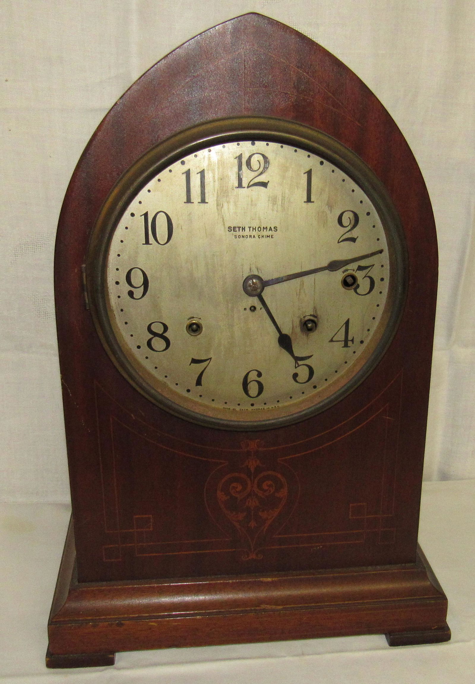 Seth Thomas Sonora Chime Clock w/ Inlay: Apprx 8 1/2" x 12 1/2" x 18 1/2" tall.
