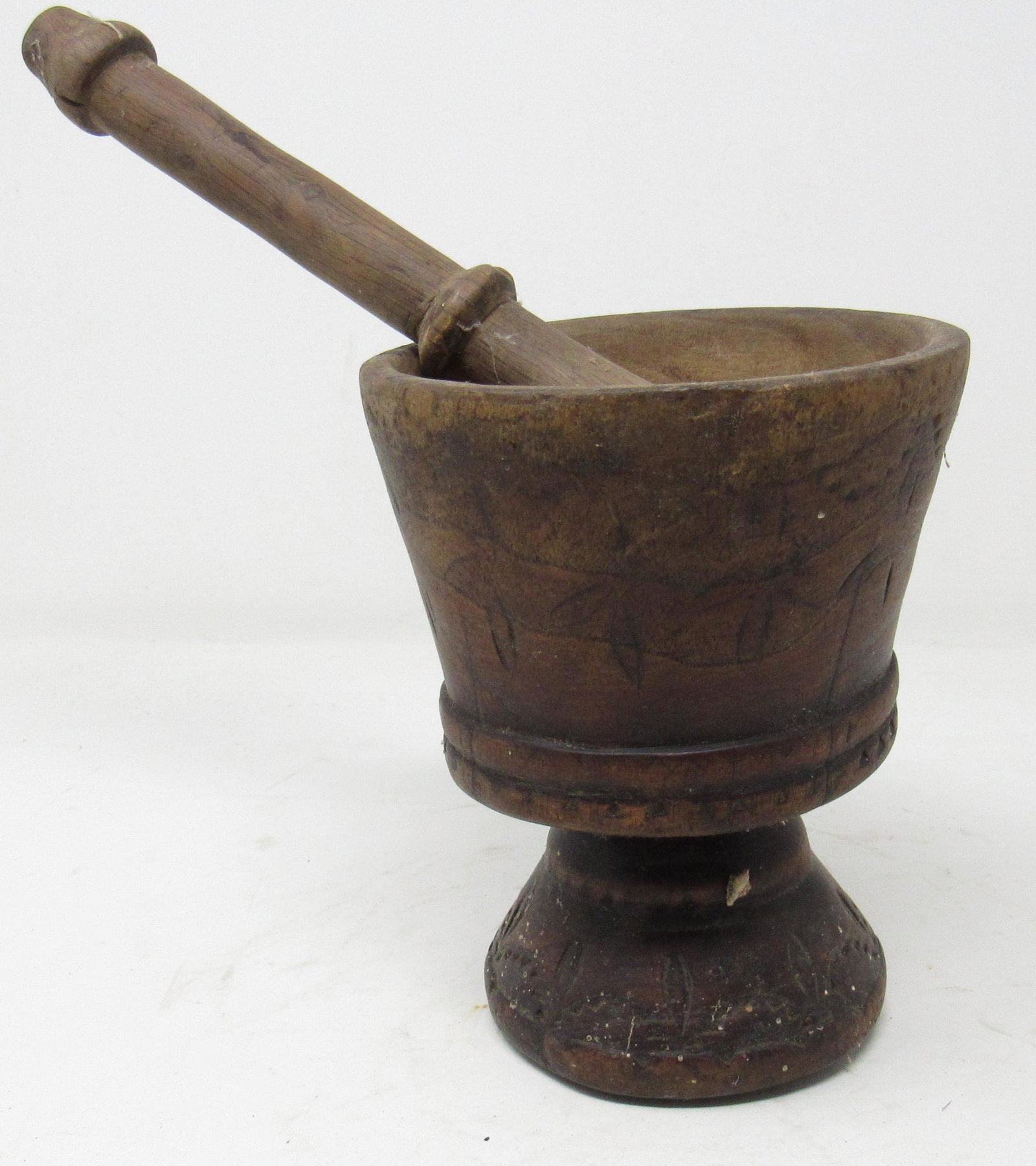 Early Wooden Mortar & Pestle: Approx 4 3/8" x 5 1/2" tall