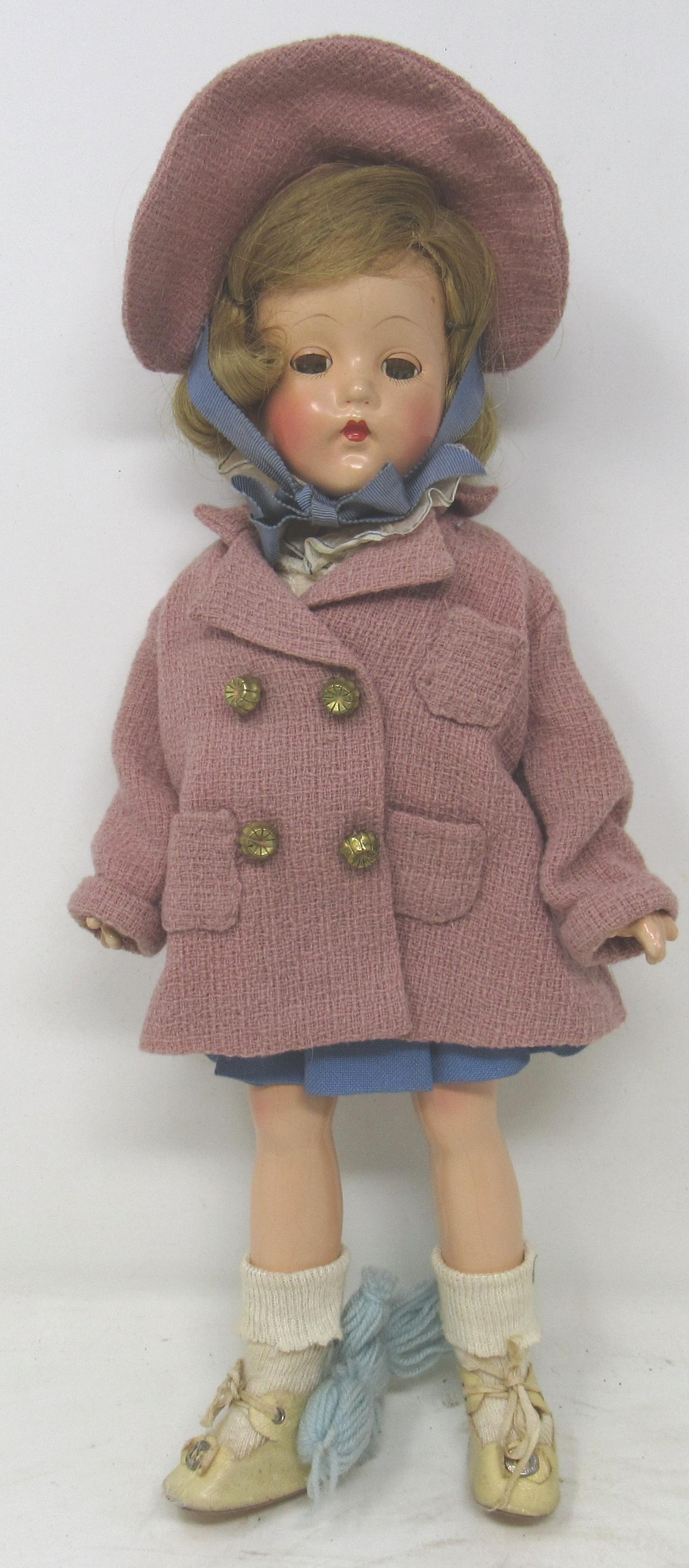 Suzanne Effanbee Doll: Approx 14" tall.