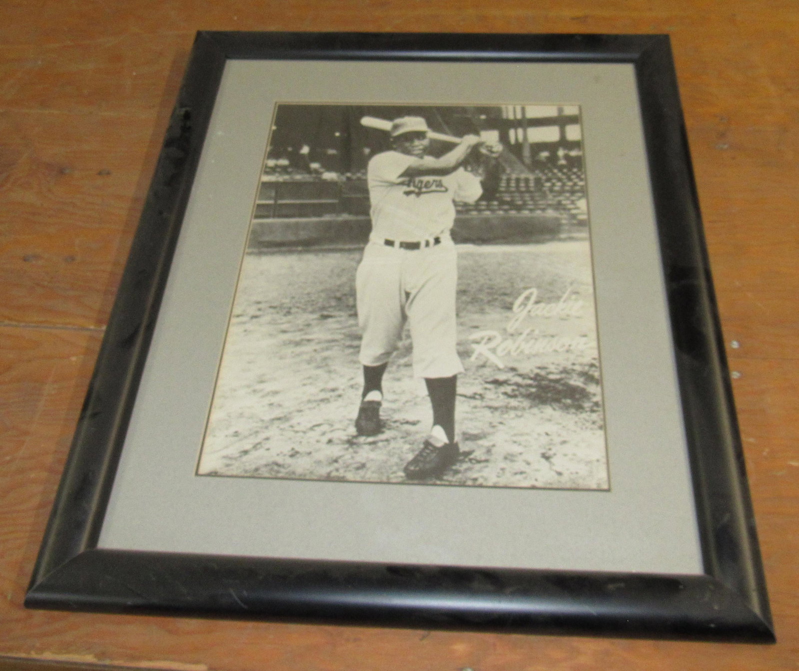 Jackie Robinson Picture: Approx 23" x 27"