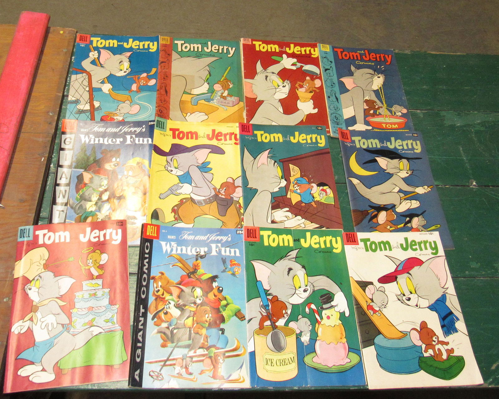 10 & 25 Cent Tom and Jerry Comic Books: Getting all pictured