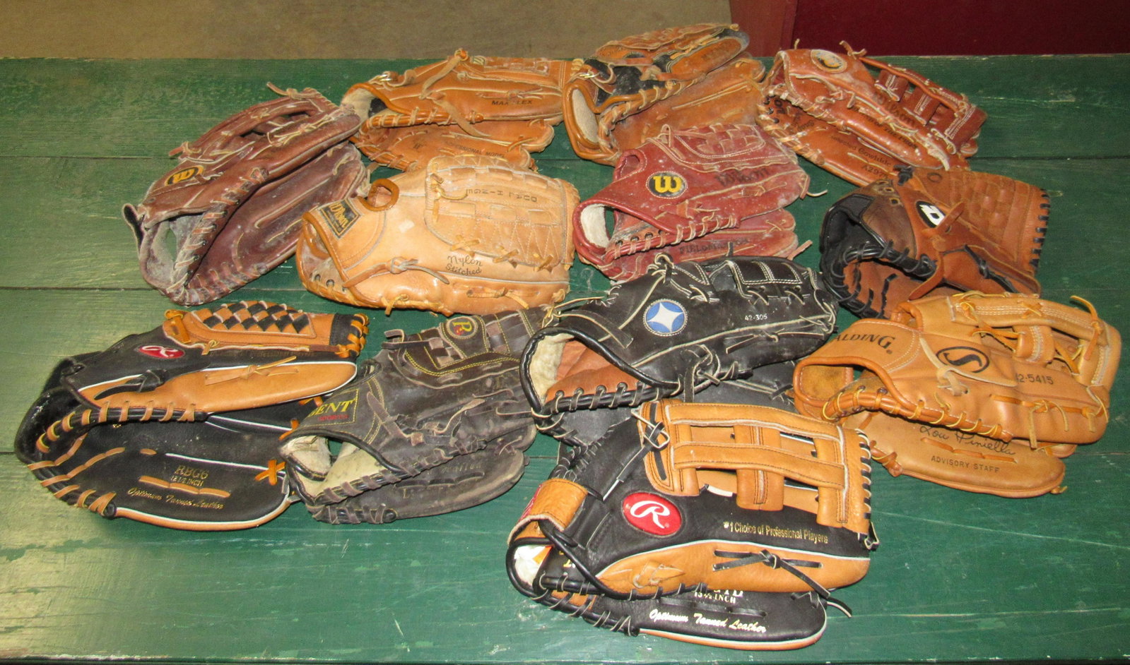 12 Baseball Gloves: Getting all 5 pictured