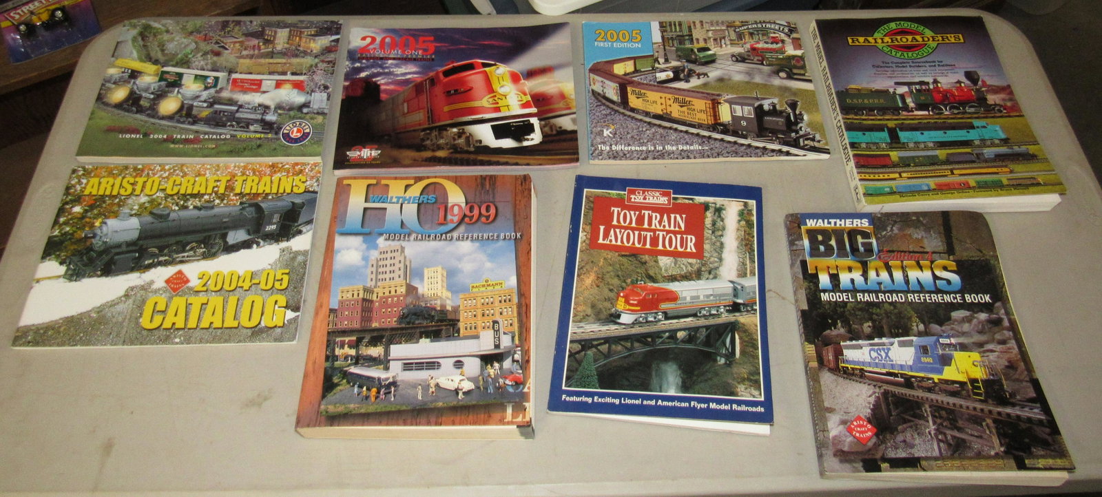 Lionel MTH Aristocraft HO Walters Train Books: Getting all pictured