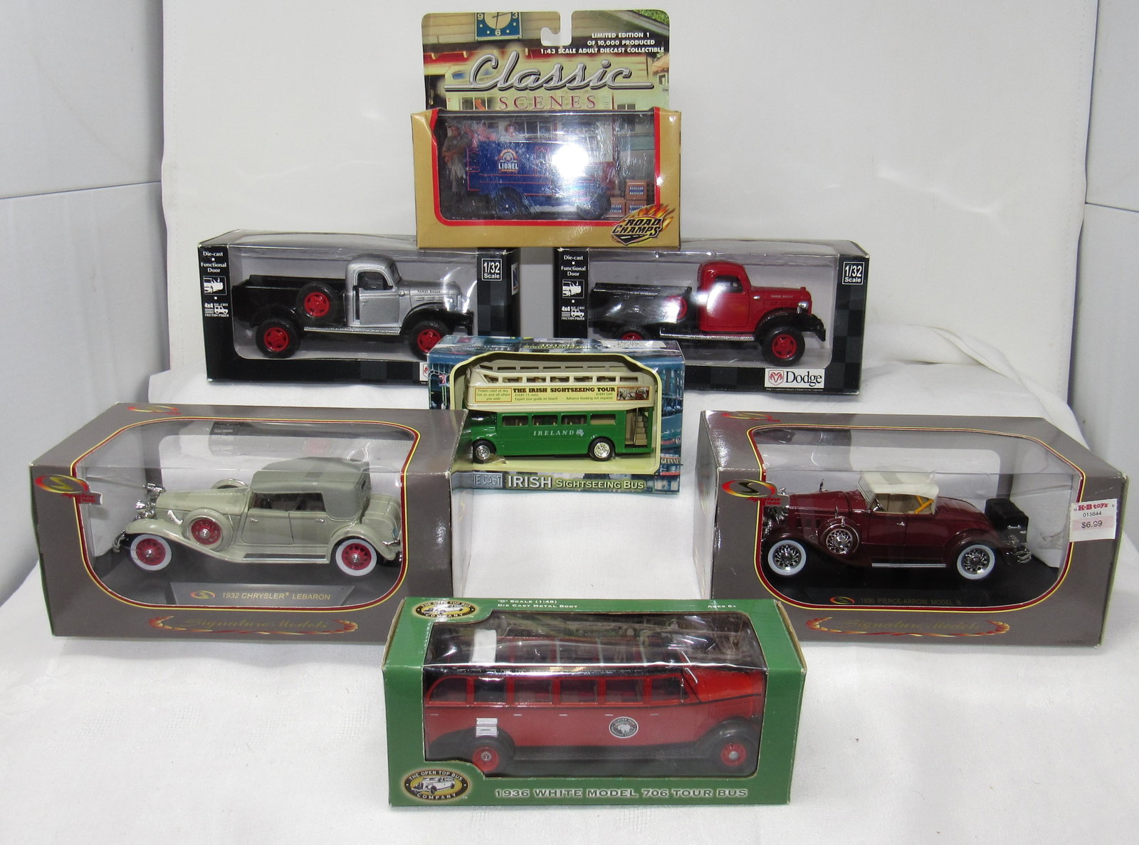 City Cruisers Dodge Power Wagons Misc Cars: Power Wagons are 1:32 scale